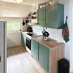 9 Person In Korshamn-by Traum * Korshamn (Vest-Agder)