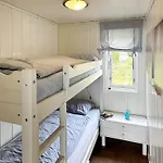 9 Person In Korshamn-by Traum *
