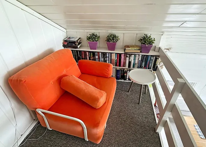 9 Person In Korshamn-by Traum * Korshamn (Vest-Agder)