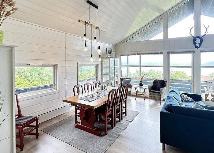 9 Person In Korshamn-by Traum * Korshamn (Vest-Agder)